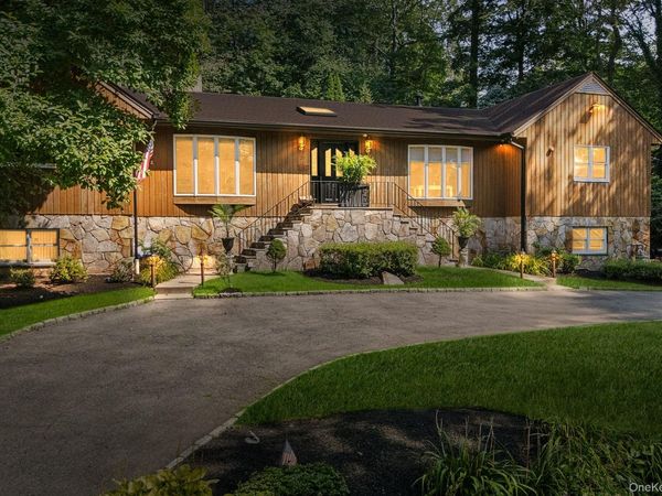 23 Medford Lane , Scarsdale, NY 10583