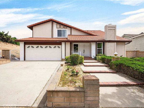 1836 Fairford Drive, Fullerton, CA 92833