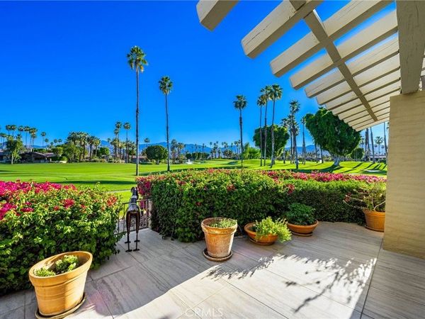 371 Red River Road, Palm Desert, CA 92211