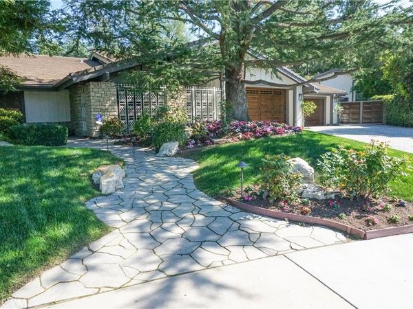 9516 Capistrano, Chatsworth, CA 91311