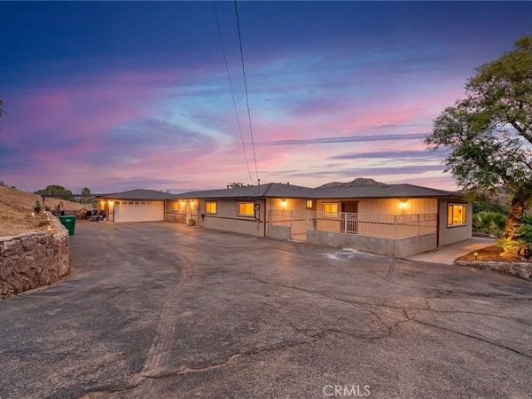 1820 Corona Avenue, Norco, CA 92860