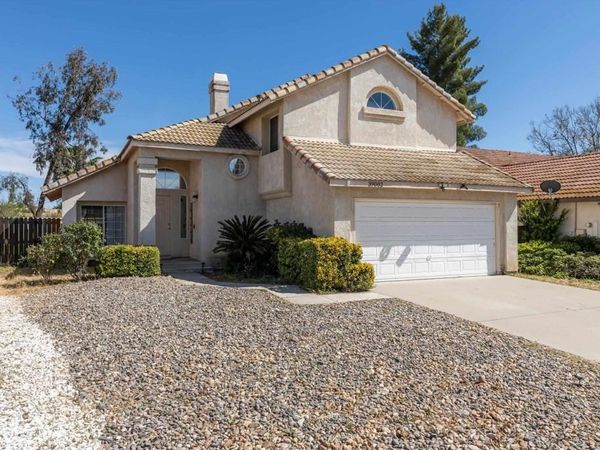 39082 Via Las Quintas, Murrieta, CA 92562