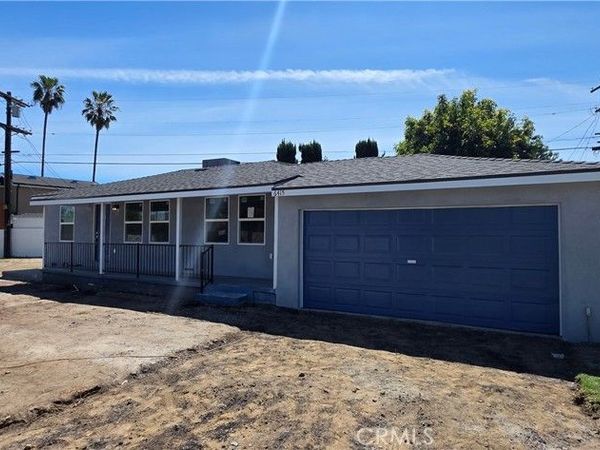 6415 Charlesworth Avenue, North Hollywood, CA 91606