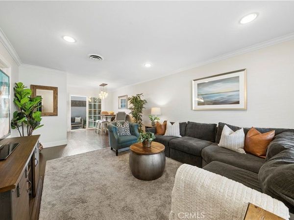 2414 Niagara, Costa Mesa, CA 92626