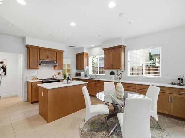 8553 Schooner Way, Newark, CA 94560