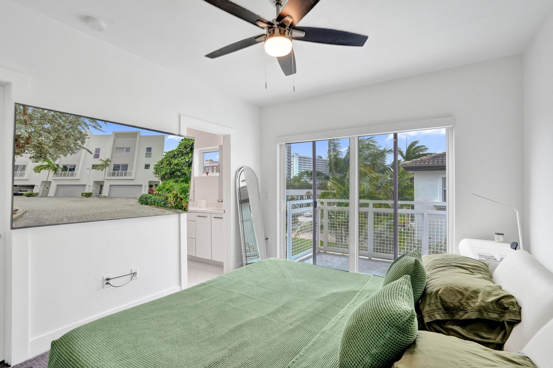 1347 N Ocean Boulevard, Pompano Beach, FL 33062 Photo