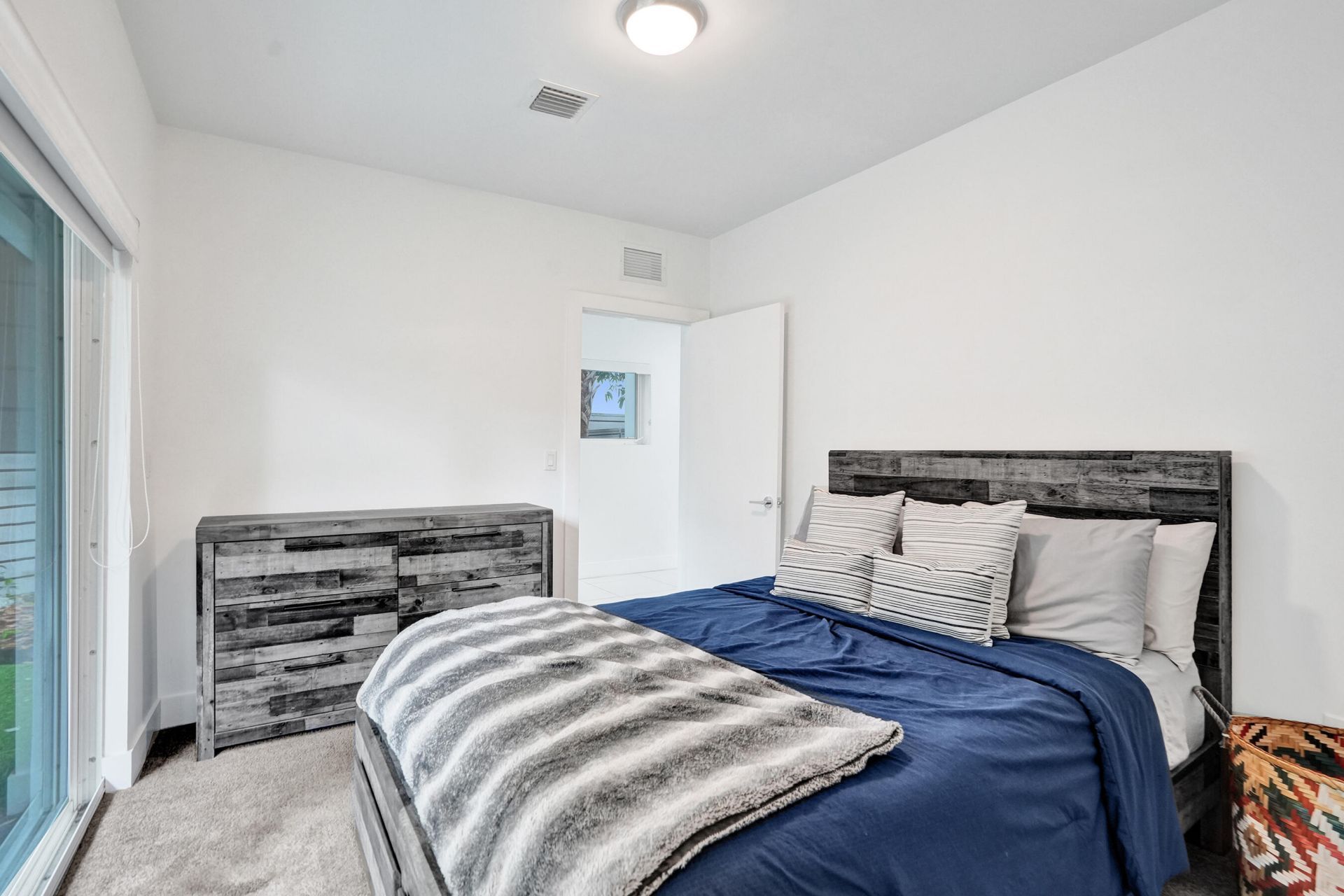 1347 N Ocean Boulevard, Pompano Beach, FL 33062 Photo