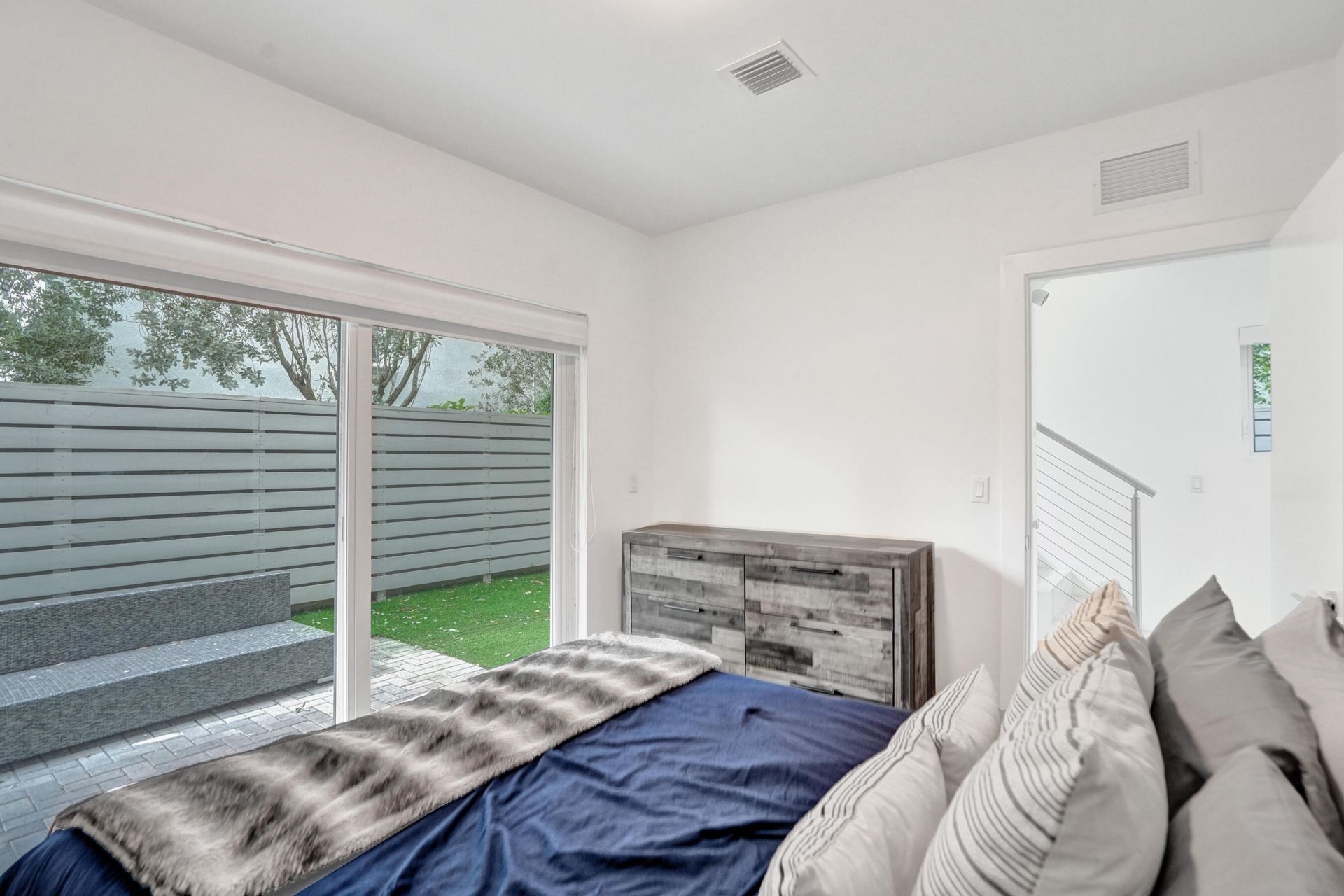 1347 N Ocean Boulevard, Pompano Beach, FL 33062 Photo