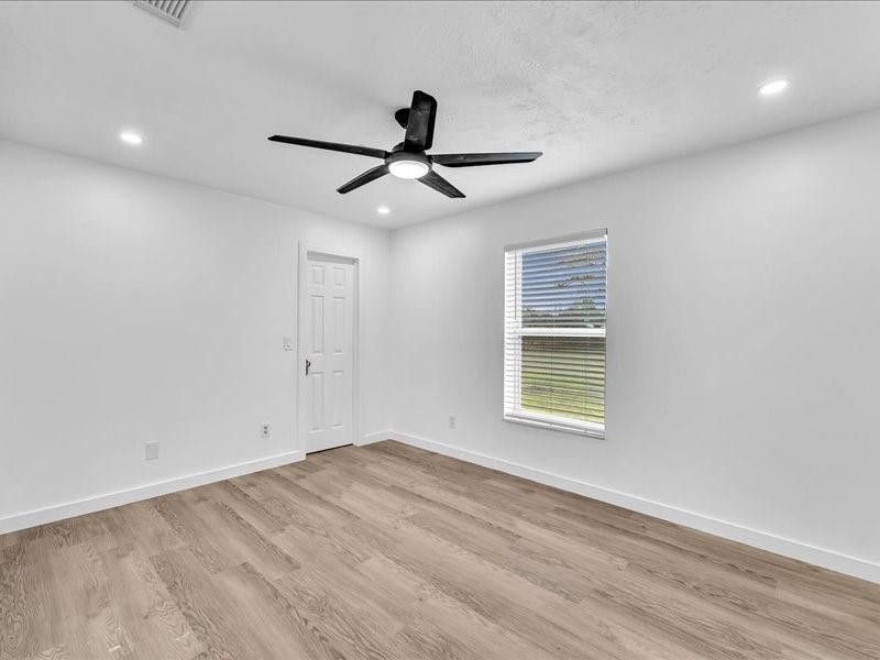 2928 SE Bella Road, Port Saint Lucie, FL 34984 Photo