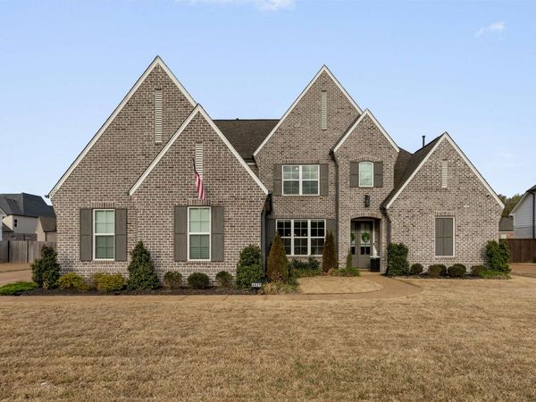 4921 MAPLE WALK DR, Lakeland, TN 38002