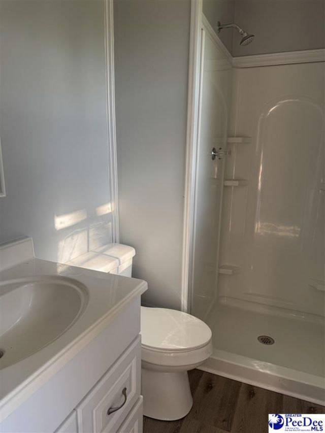 806 Cooper St. Photo 9