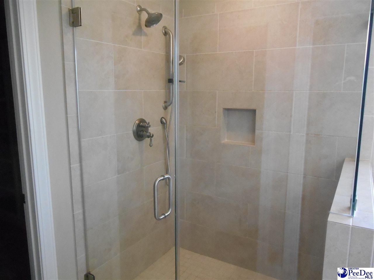 3131 Drumfinn Photo 43