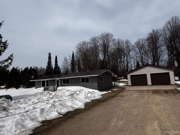 3712 E 26th Road, Limestone Twp, MI 49816