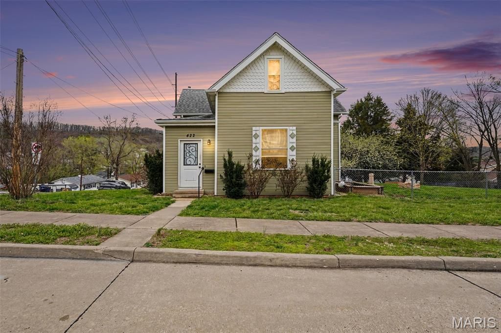 422 N 1st Street , Pacific, MO 63069 Main Photo