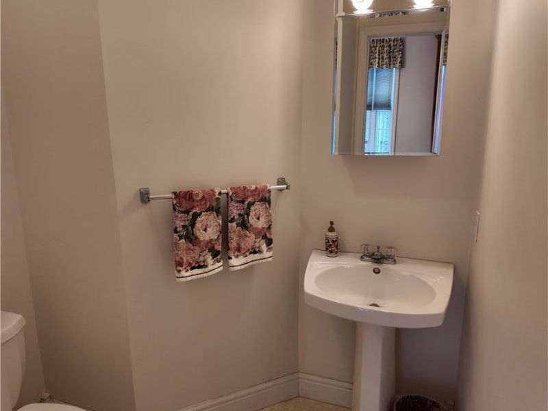 101 Lexington Drive , Saint Clairsville, OH 43950 Photo 10