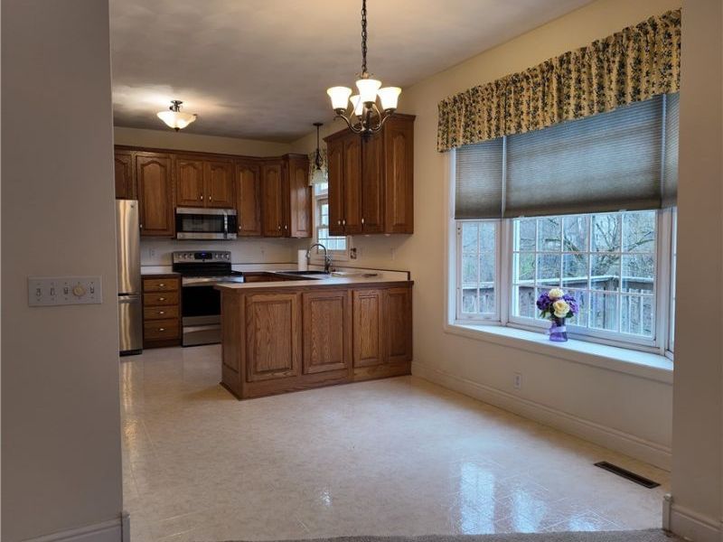 101 Lexington Drive , Saint Clairsville, OH 43950 Photo 12