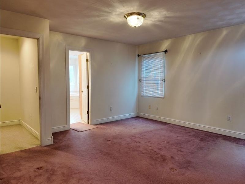 101 Lexington Drive , Saint Clairsville, OH 43950 Photo 18