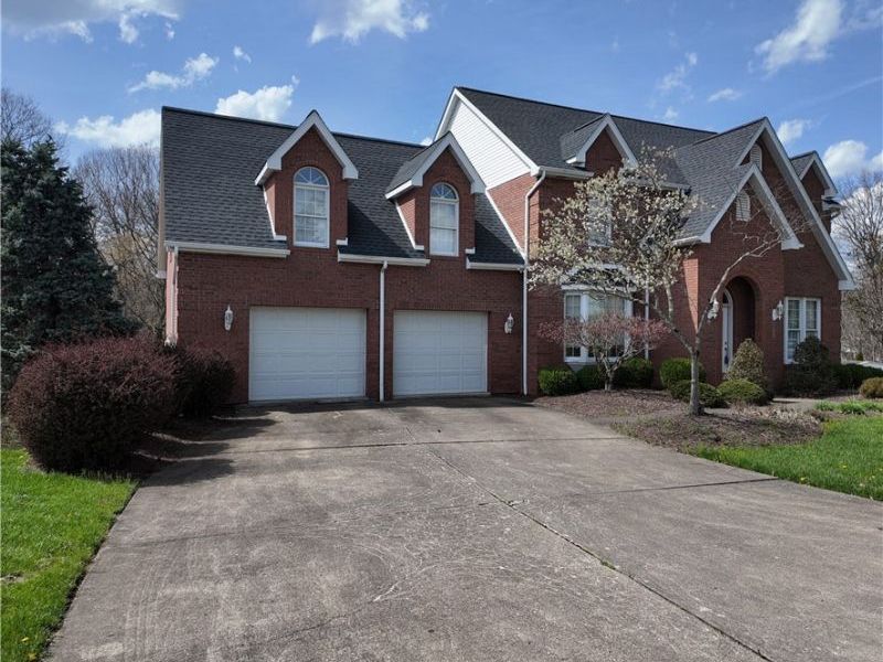 101 Lexington Drive , Saint Clairsville, OH 43950 Photo 3