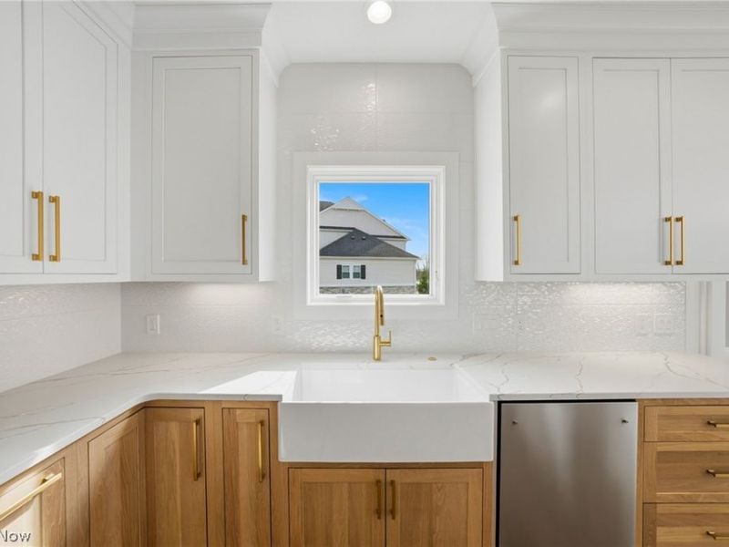 405 Club Drive W, Aurora, OH 44202 Photo 13