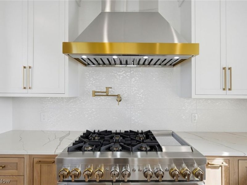 405 Club Drive W, Aurora, OH 44202 Photo 16