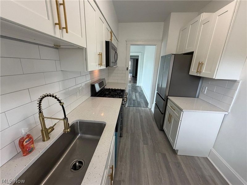 11431 Clifton Boulevard , Cleveland, OH 44102 Photo 13