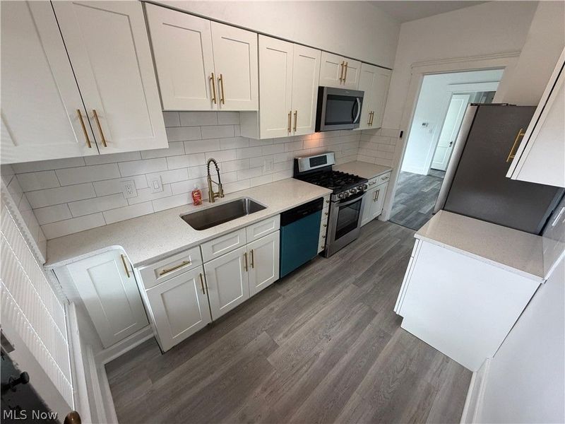 11431 Clifton Boulevard , Cleveland, OH 44102 Photo 15