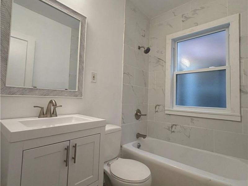 11431 Clifton Boulevard , Cleveland, OH 44102 Photo 17