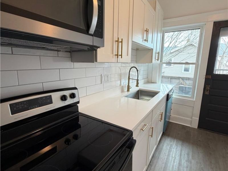 11431 Clifton Boulevard , Cleveland, OH 44102 Photo 32