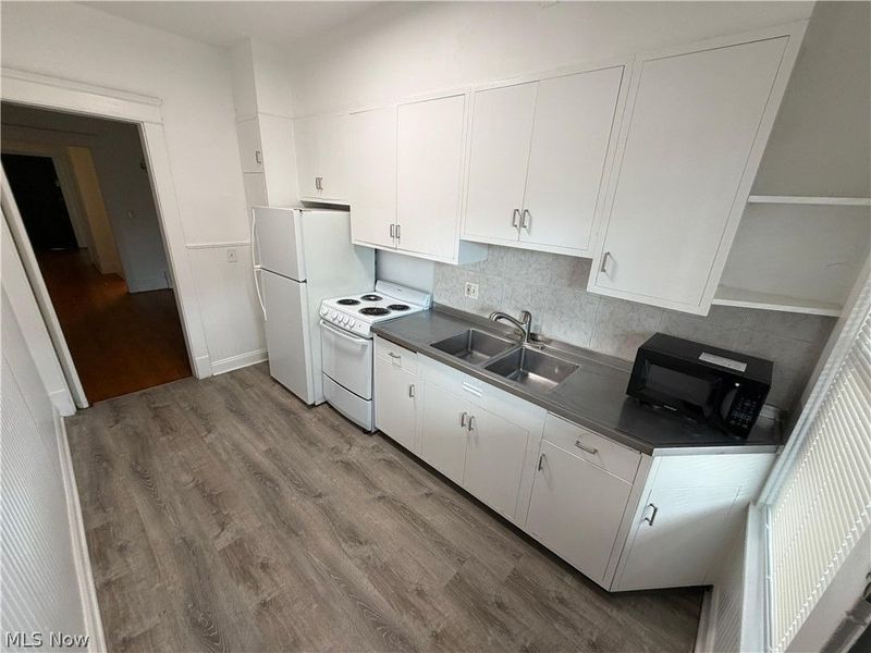 11431 Clifton Boulevard , Cleveland, OH 44102 Photo 36