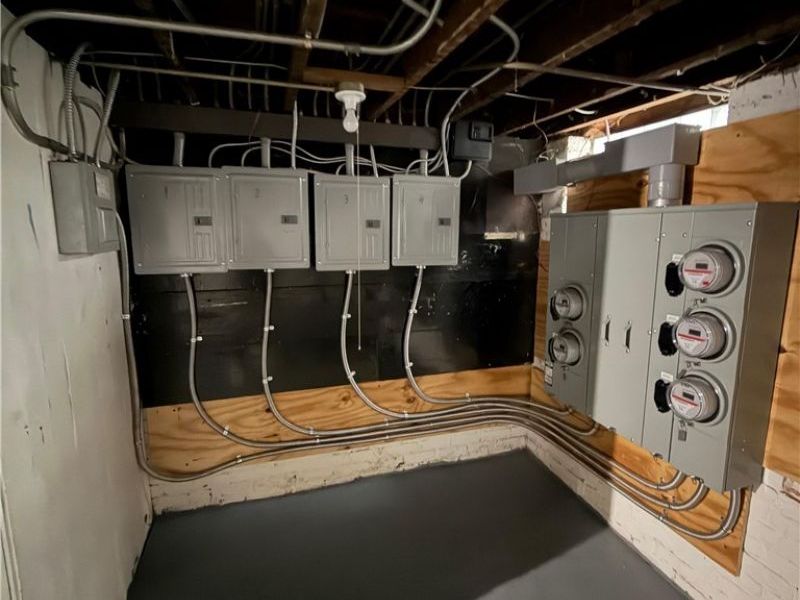 11431 Clifton Boulevard , Cleveland, OH 44102 Photo 42