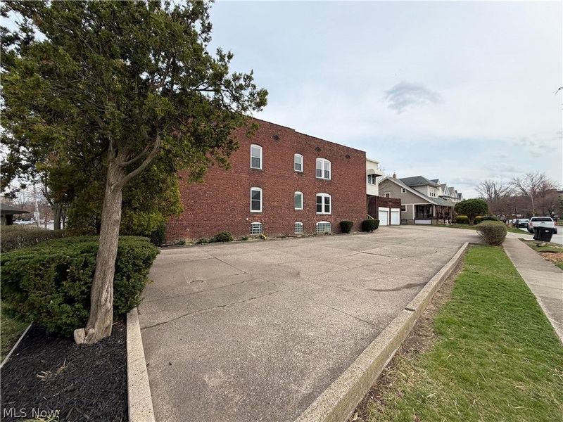 11431 Clifton Boulevard , Cleveland, OH 44102 Photo 47