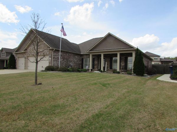 179 Somerton Drive, Huntsville, AL 35811