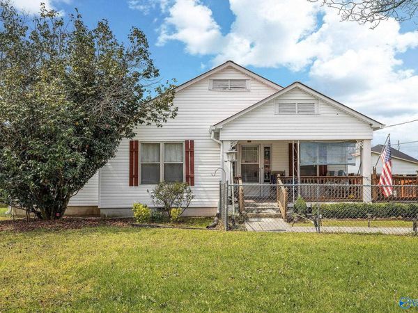 1006 North Carlisle Street, Albertville, AL 35951