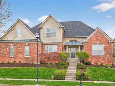 2768 Red Leaf Drive, Lexington, KY 40509