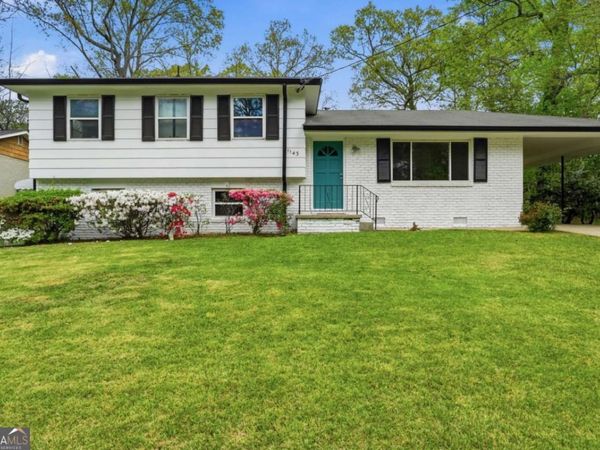 1143 Creekdale Drive, Clarkston, GA 30021