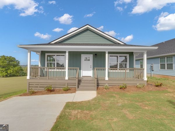 1004 Callaway Avenue, Lagrange, GA 30240