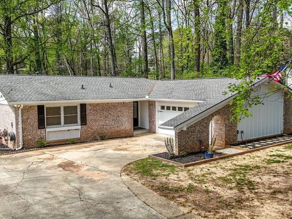 3220 Foxwood Trail SE, Smyrna, GA 30082