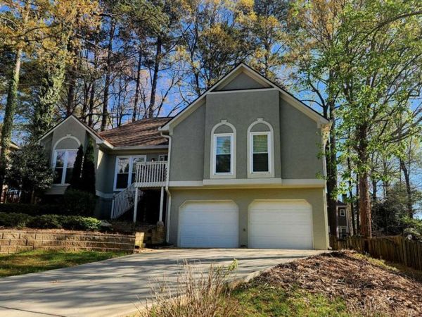 912 Feather Creek Lane, Woodstock, GA 30189