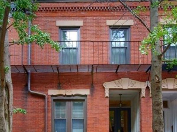 39 Gray St, Unit 2, Boston, MA 02116