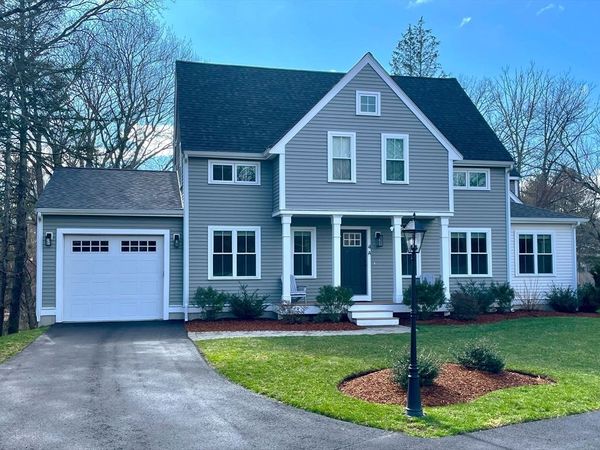 4 Goodspeed Ln, Unit A, Easton, MA 02375