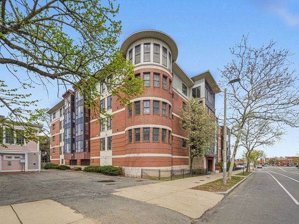 533 Cambridge St, Unit 105, Boston, MA 02134
