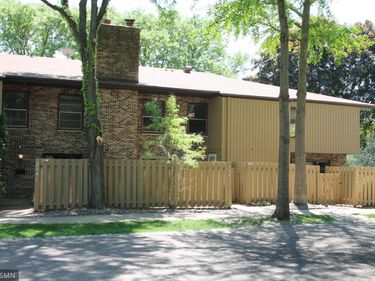 2543 Unity Avenue N, Golden Valley, MN 55422
