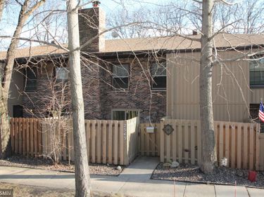 2543 Unity Avenue N, Golden Valley, MN 55422