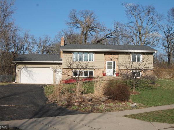 5352 W Hidden Valley Drive , Savage, MN 55378