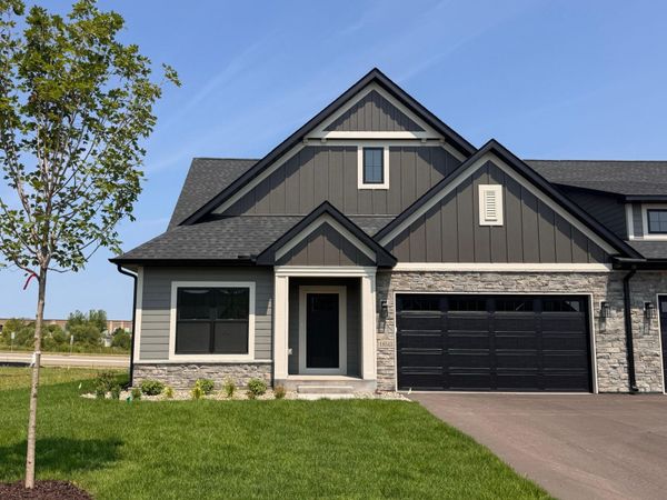 18543 Ifton Way, Lakeville, MN 55044