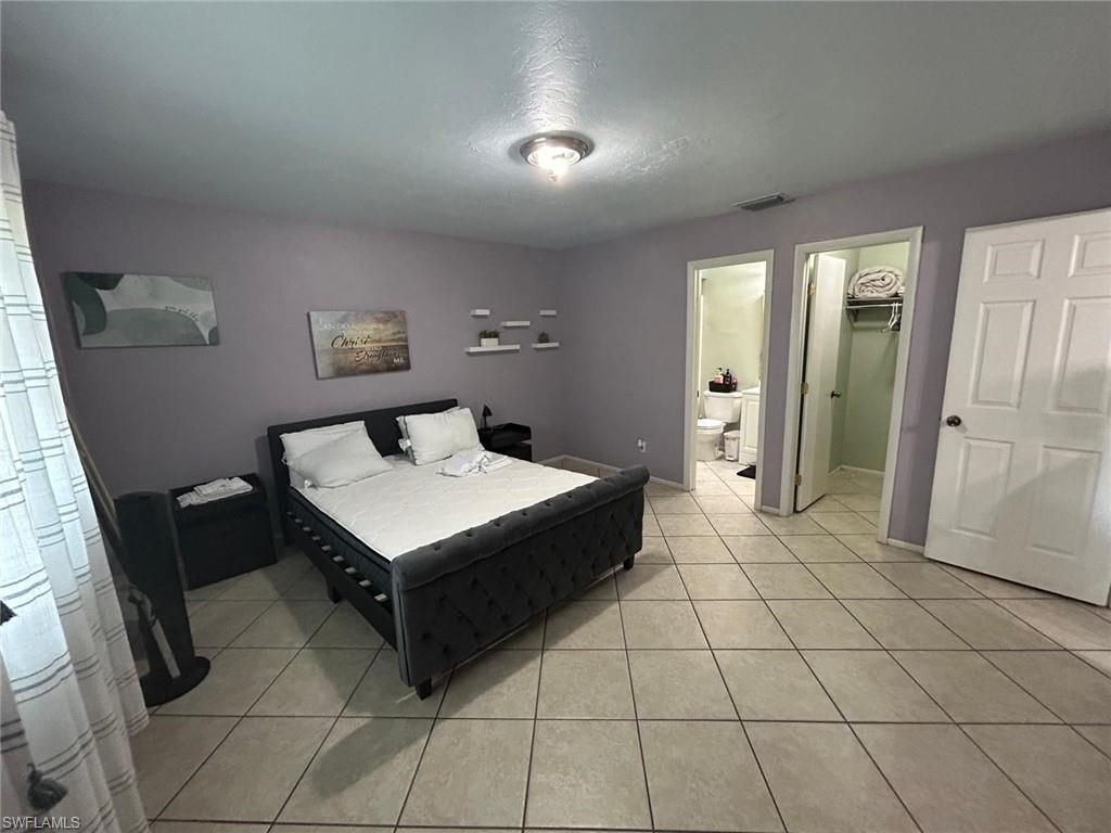 715 SW 13th Ter , Cape Coral, FL 33991 Photo