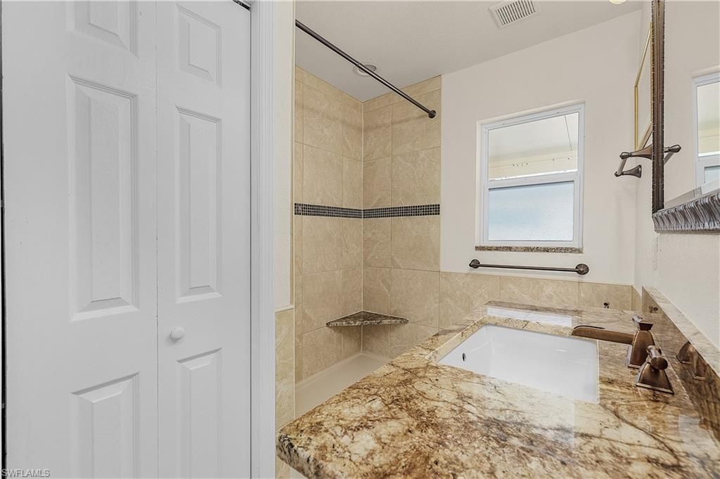 4933 Triton Ct W, Cape Coral, FL 33904 Photo