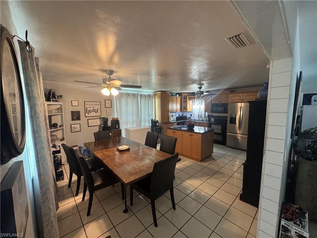 1912 Howe Ct , North Fort Myers, FL 33903 Photo