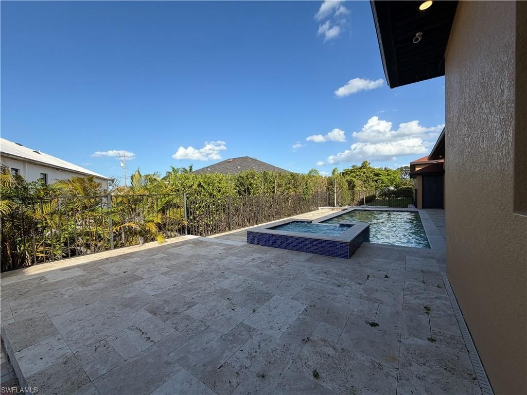 2633 NW 24th St , Cape Coral, FL 33993 Photo