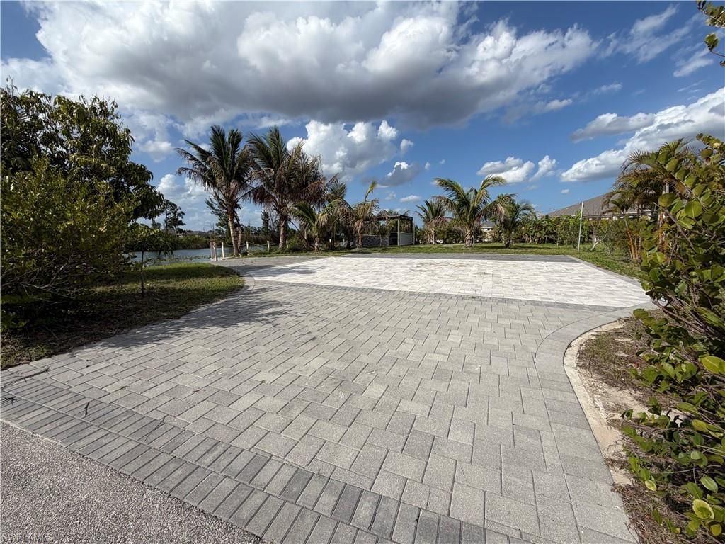 2633 NW 24th St , Cape Coral, FL 33993 Photo